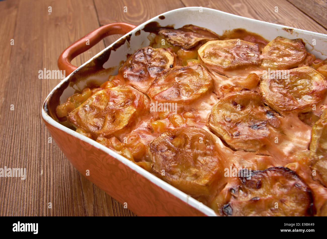 pasta Elbow macaroni bake with zucchini.macaroni gratin Stock Photo Alamy