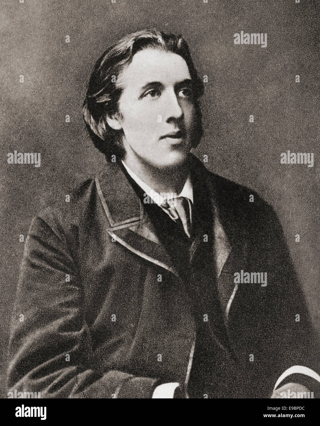 Oscar Wilde, during his aesthetic period.  Oscar Fingal O'Flahertie Wills Wilde, 1854 – 1900.  Irish writer and poet. Stock Photo