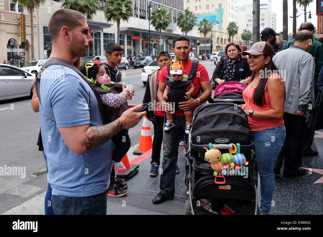 Hollywood Walk of fame and the characters Stock Photo - Alamy
