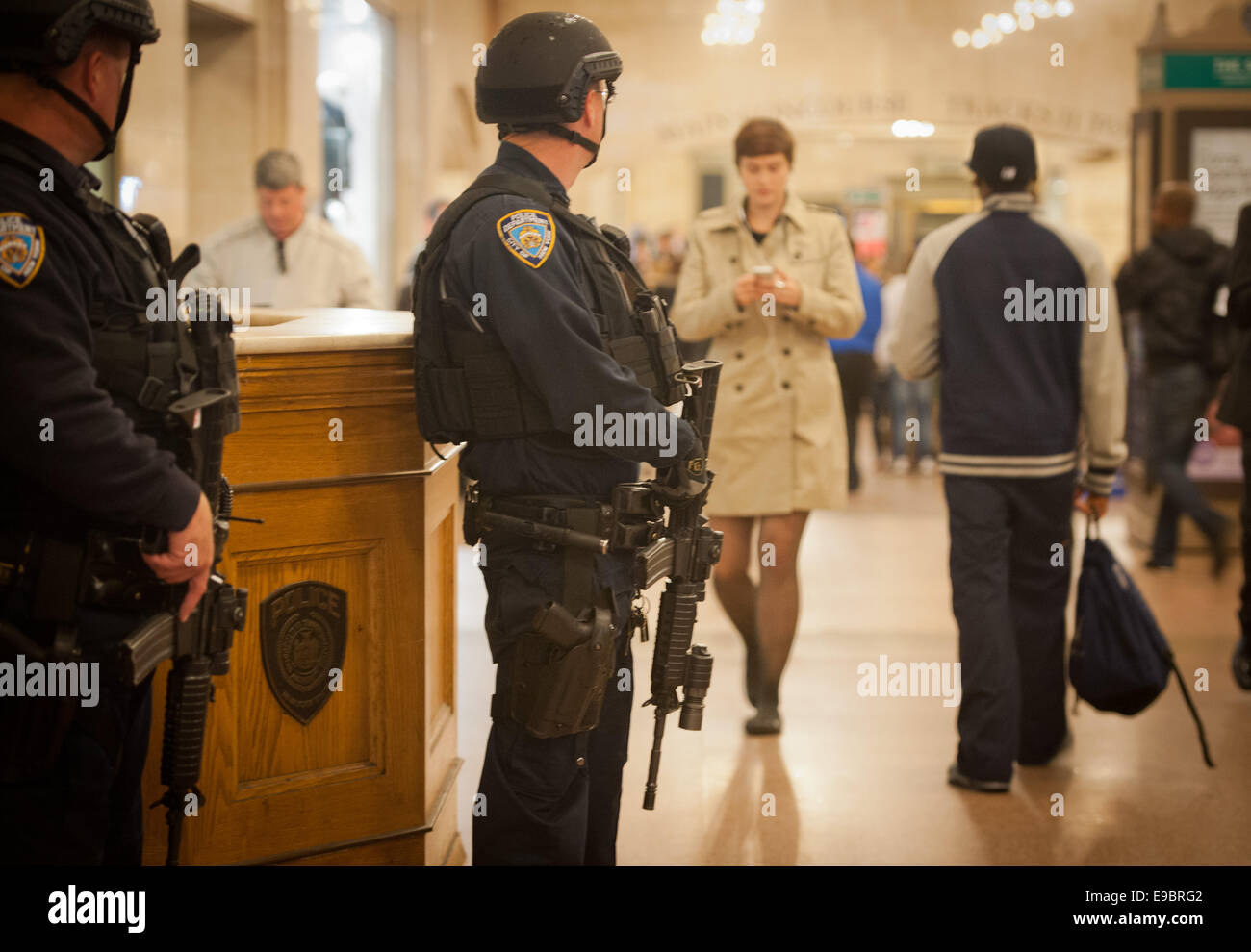 Manhattan, New York, USA. 23rd Oct, 2014. NYPD ESU unit on patrol in Grand Central Terminal, Thursday, Oct. 23, 2014. Credit:  Bryan Smith/ZUMA Wire/Alamy Live News Stock Photo