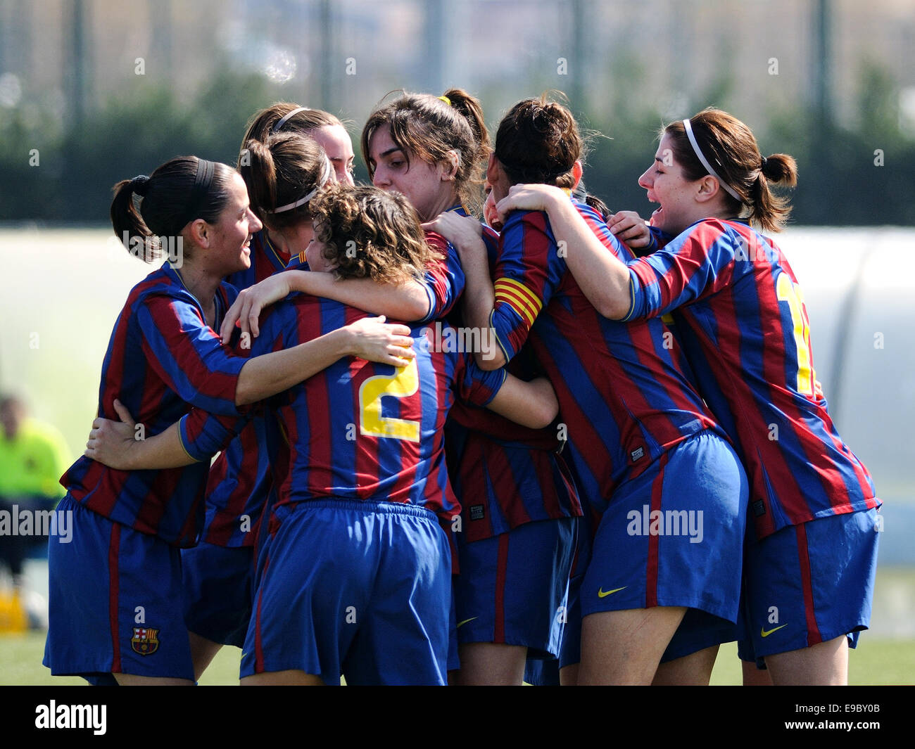 BARCELONA - MAR 14: F.C Barcelona women's football team play against Rayo Vallecano on March 14, 2010 in Barcelona, Spain. Stock Photo