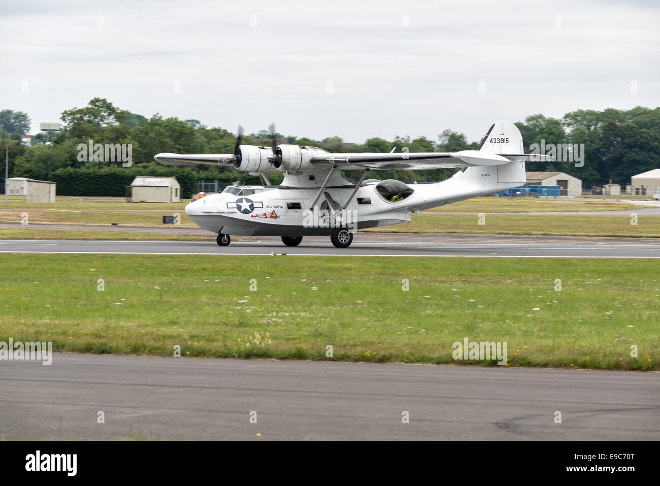 Plane Sailing's beautiful PBY Catalina arrives at Fairford to participate in the 2014 Royal International Air Tattoo Stock Photo