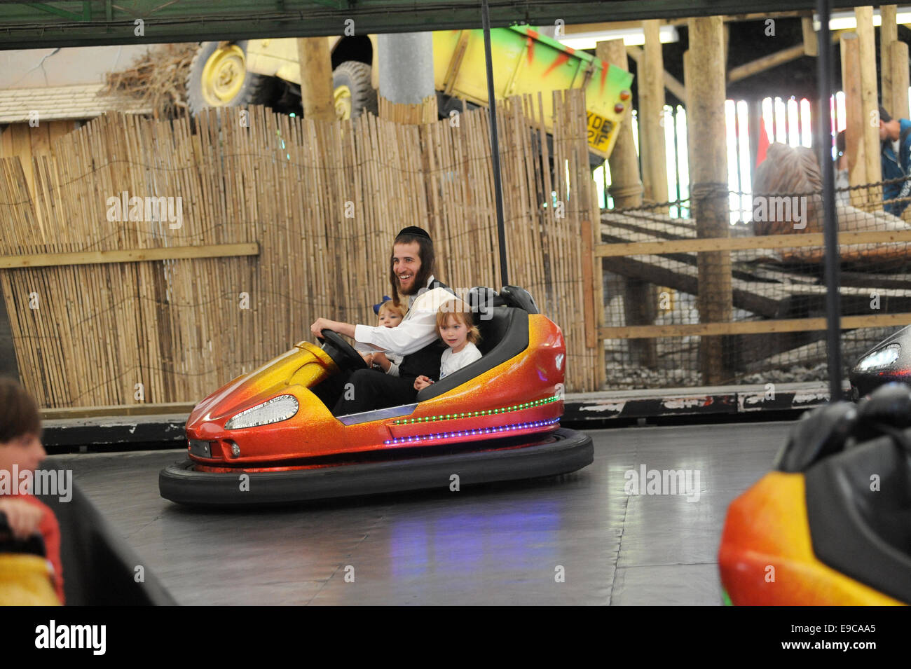 Orthodox jewish family having a fun filled holiday and day out at Kidszworld in cornwall Stock Photo