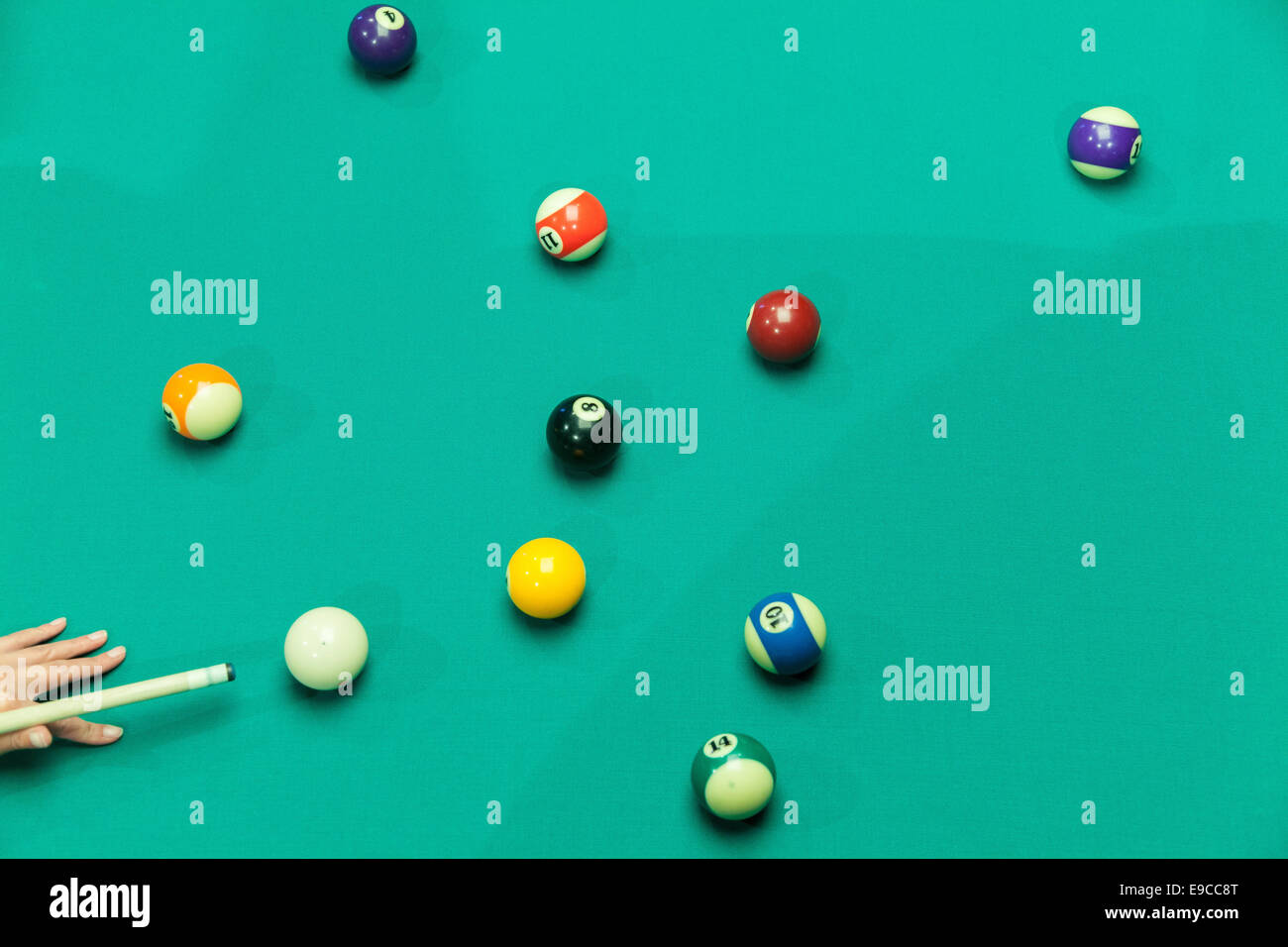 Cue ball breaking billiard balls hires stock photography and images