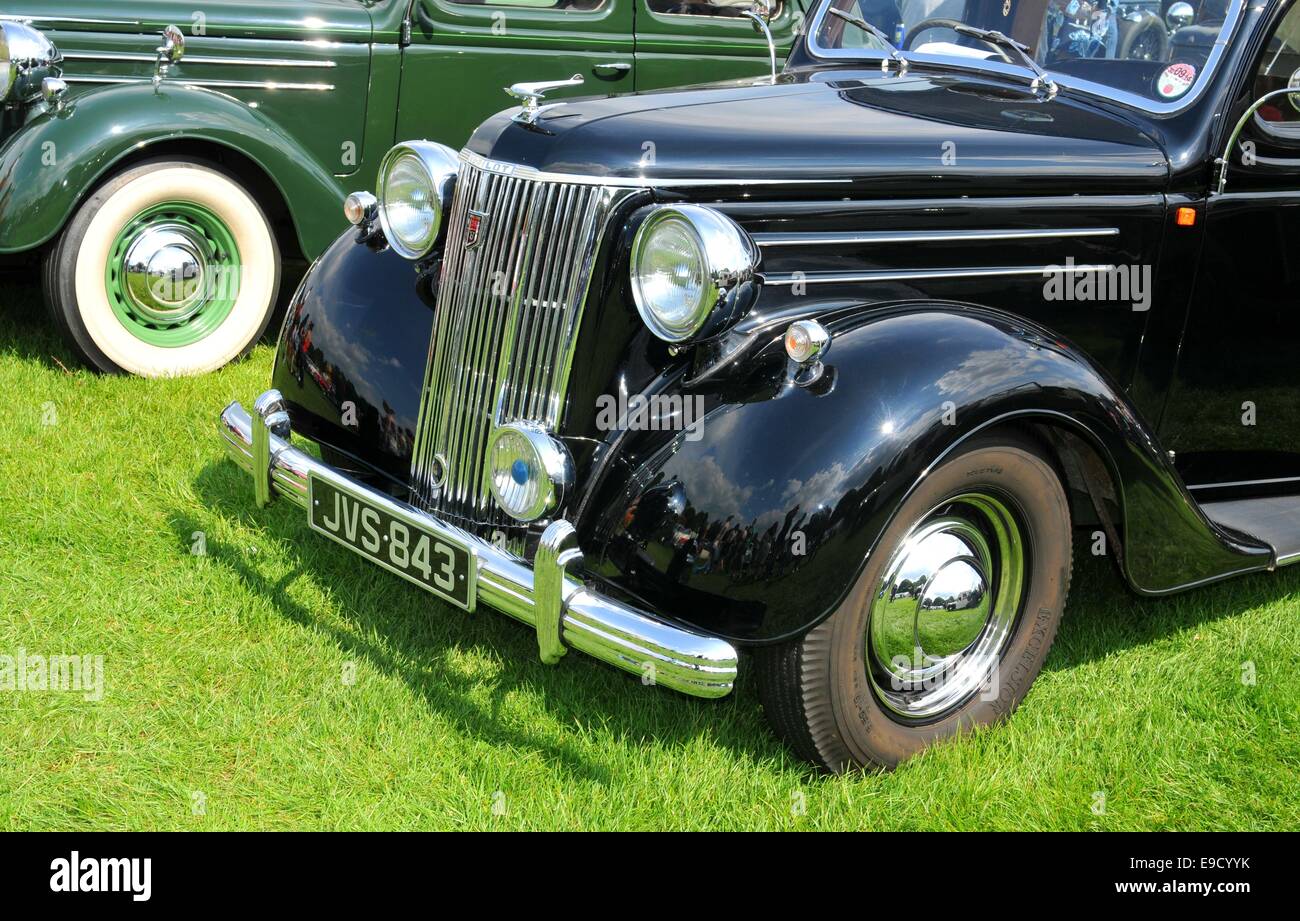 V8 pilot hires stock photography and images Alamy