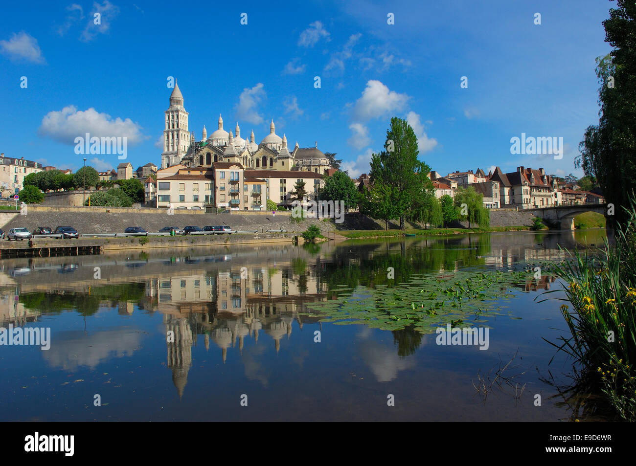 Perigord blanc hi-res stock photography and images - Alamy