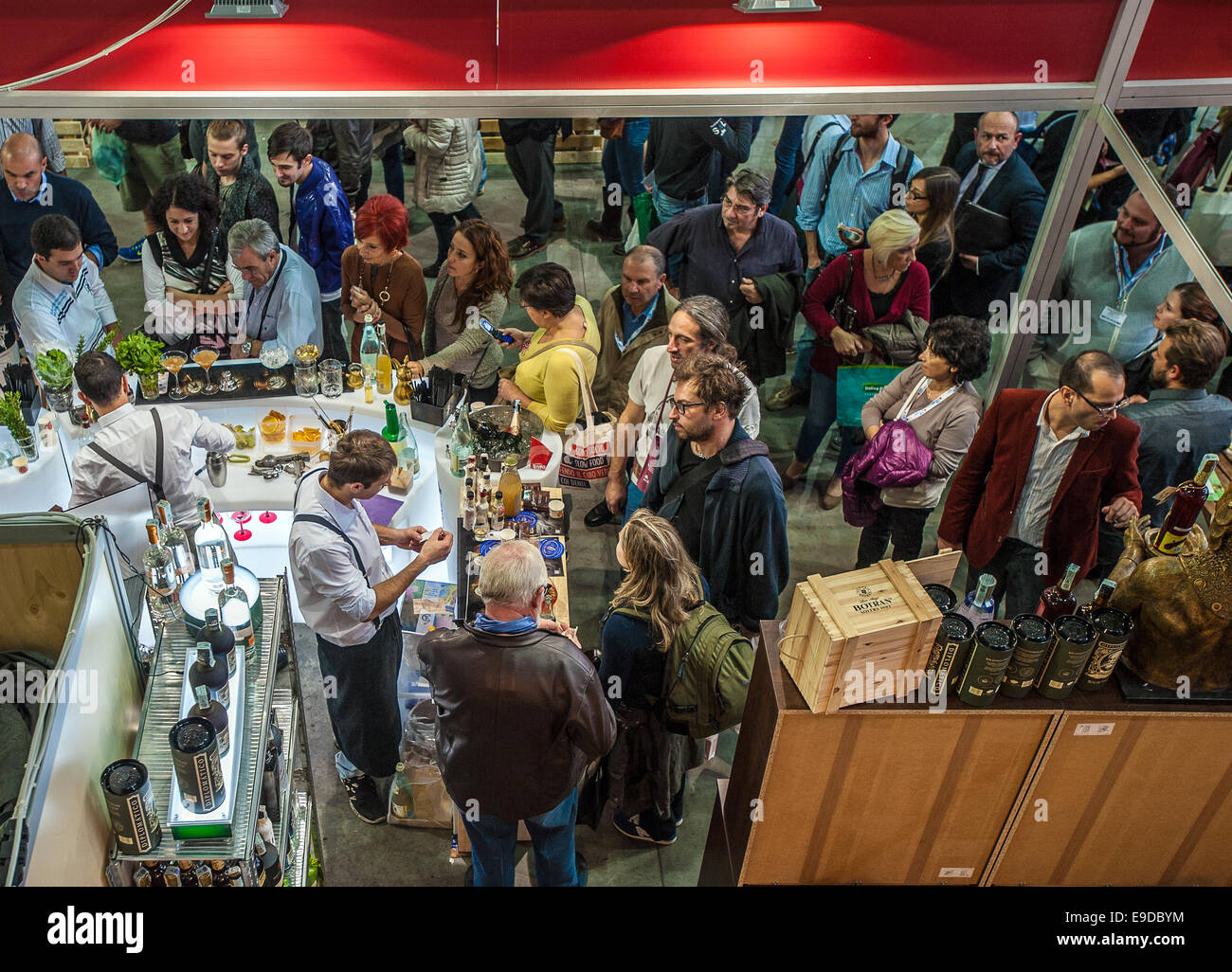 Lingotto Fiere, Torino, Italy. 25th Oct, 2014.  Salone del Gusto e Terra Madre - Stand international at the Oval Credit:  Realy Easy Star/Alamy Live News Stock Photo