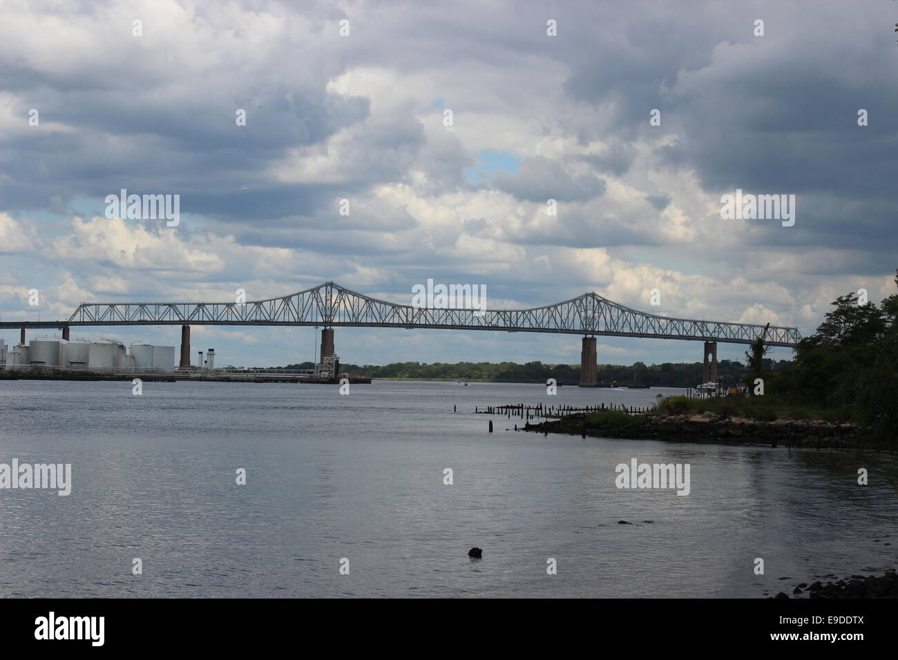 Outerbridge Crossing from Tottenville, Staten Island Stock Photo