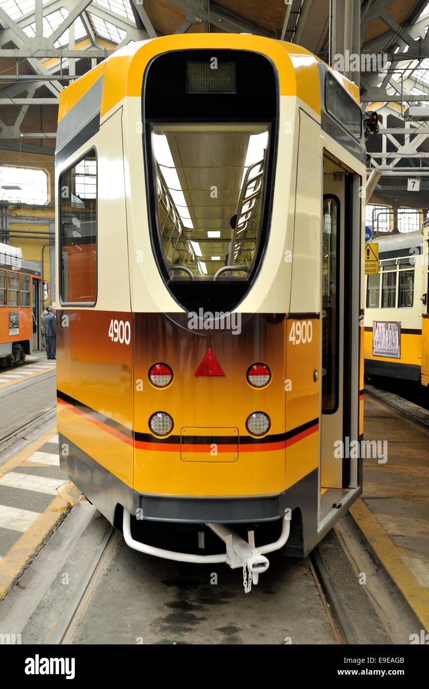New ATM Class 4900 Tram (back view). Milan, Italy Stock Photo