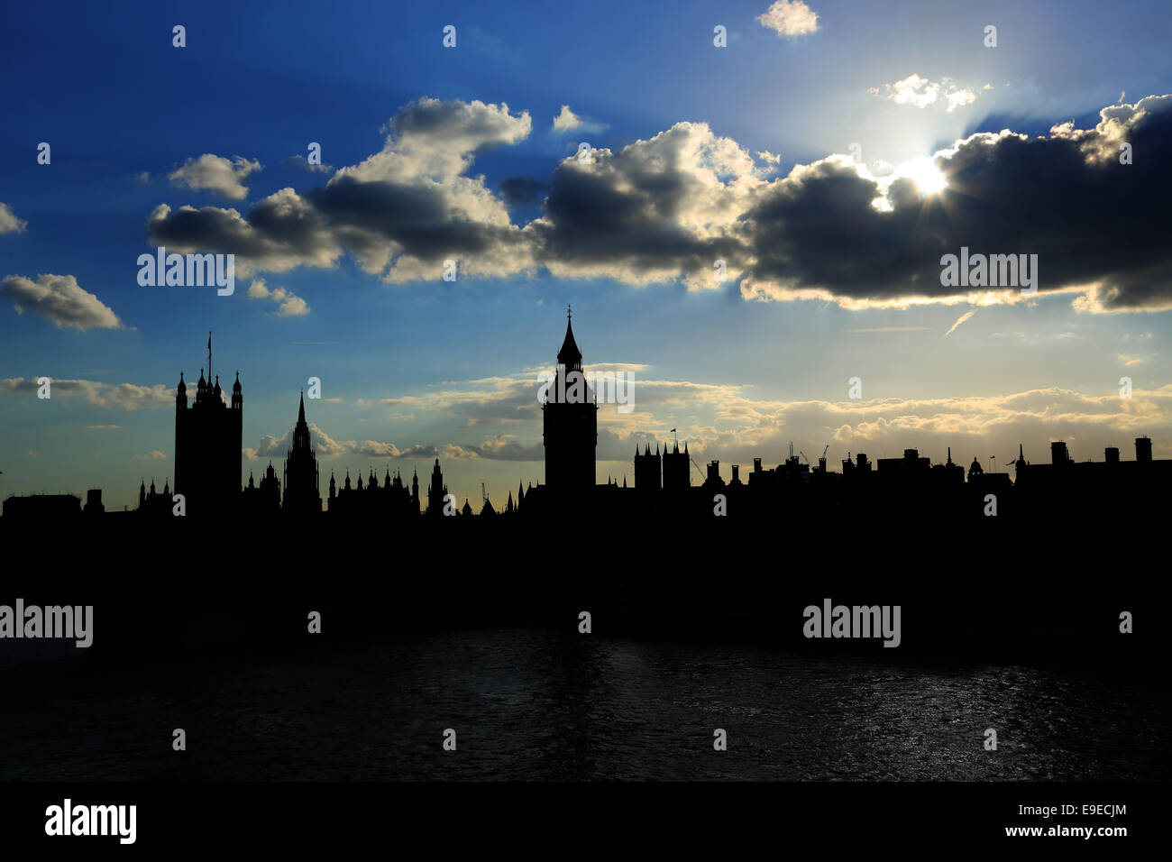 peter pan london skyline silhouette