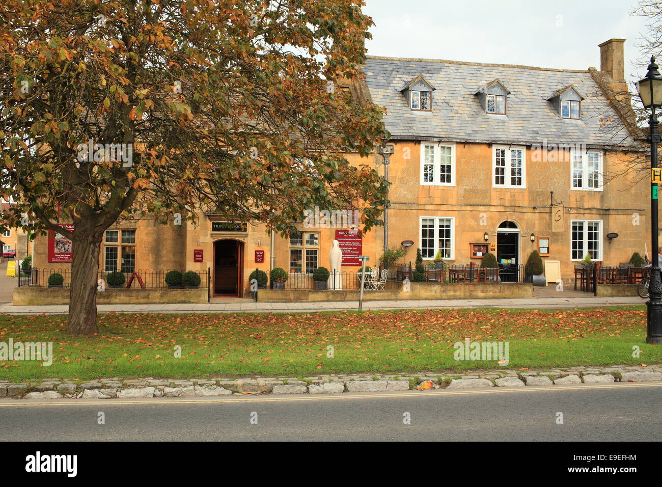 Broadway high street, Worcestershire, England, UK Stock Photo Alamy
