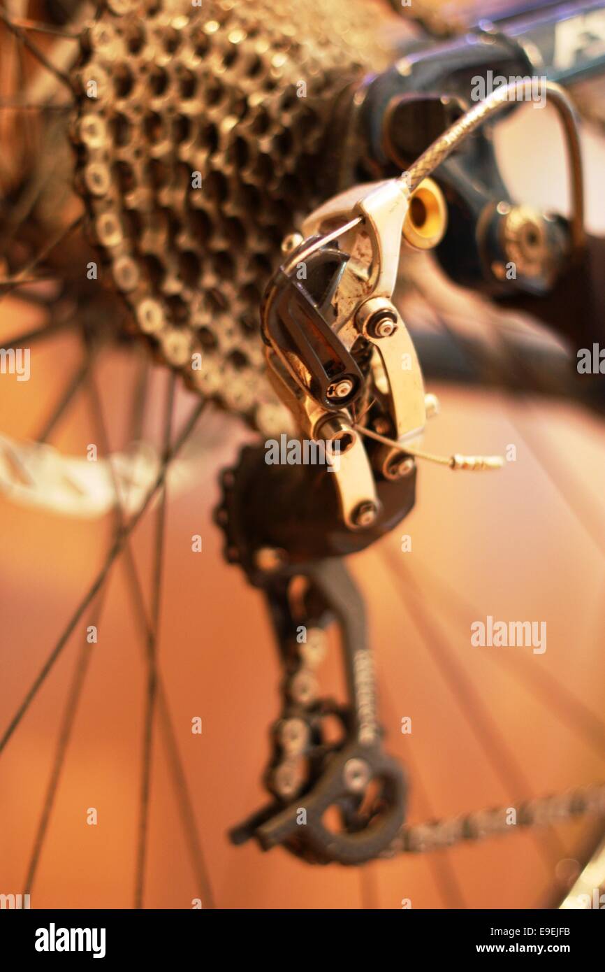 mountain bike gears rear derailleur mech Stock Photo Alamy