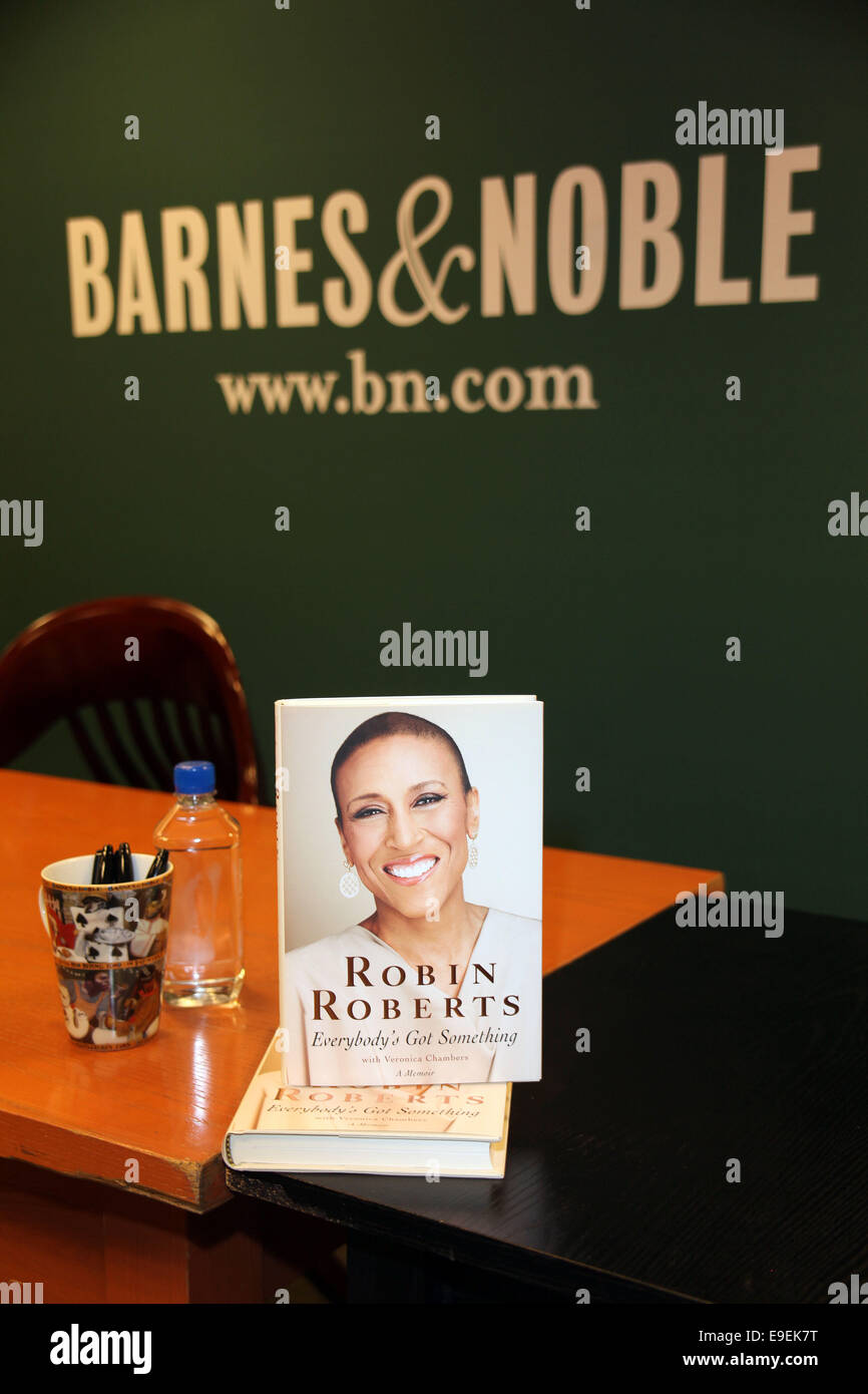Robin Roberts Signs Copies Of Her Book Everybody S Got Something