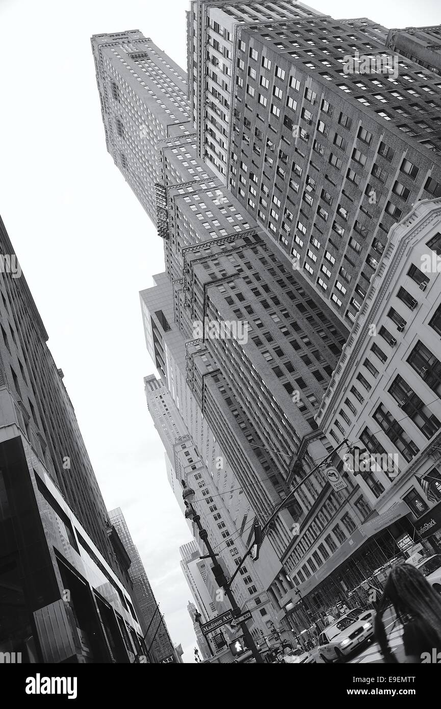 New york high rise black and white hi-res stock photography and images ...