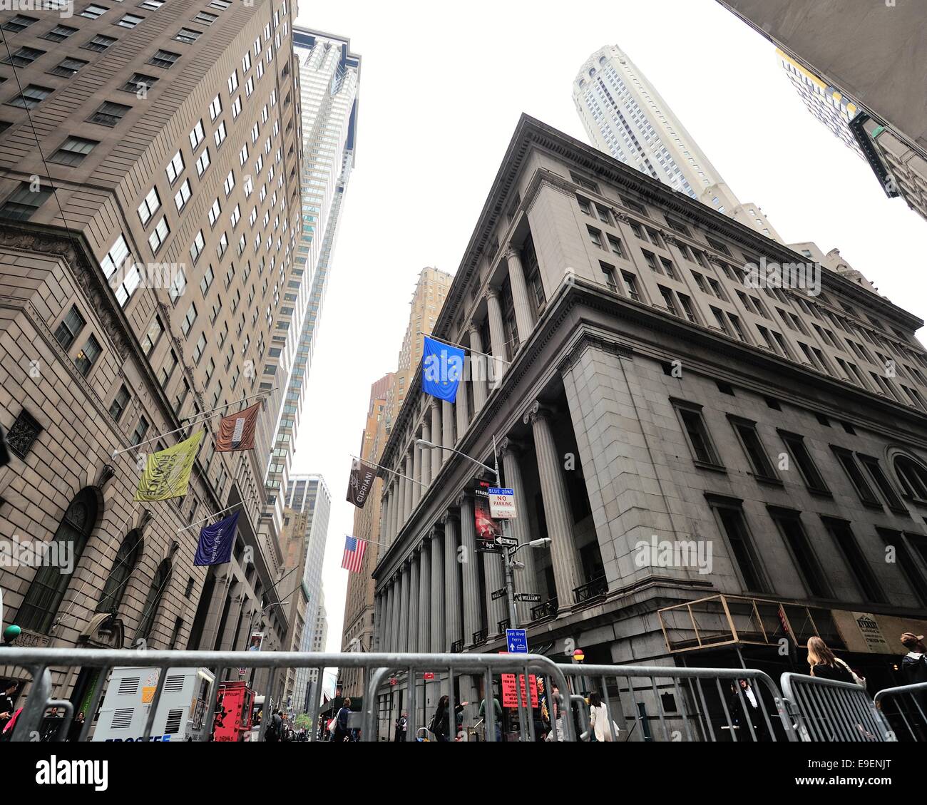 New York City financial district Stock Photo - Alamy