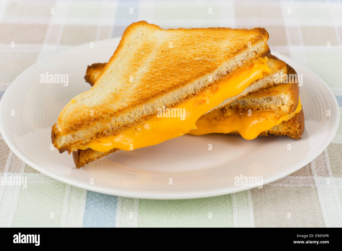 toasted cheese sandwich vs grilled cheese sandwich