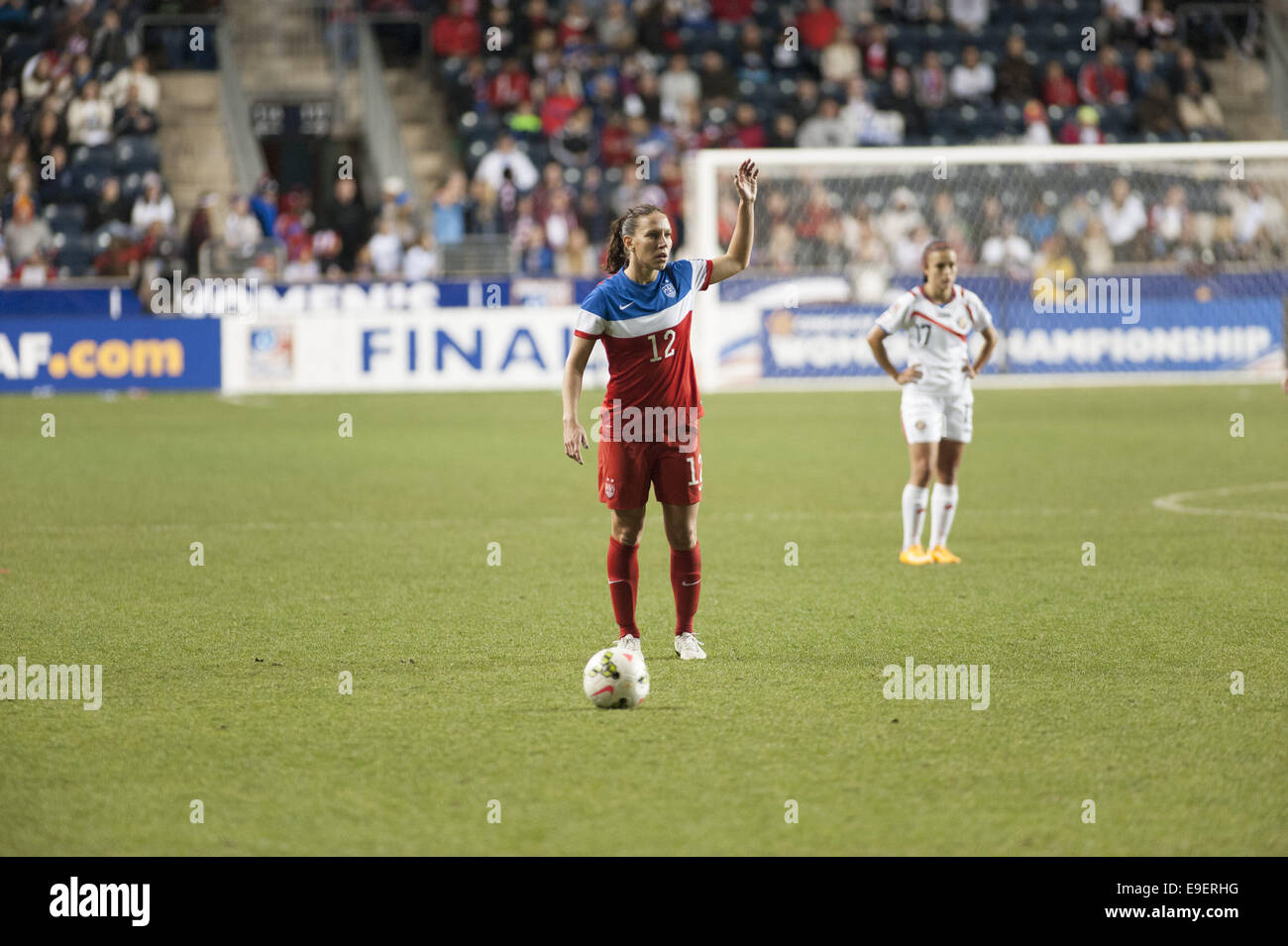 Chester, Pennsylvania, USA. 26th Oct, 2014. USA's LAUREN HOLIDAY(12) in action against Costa Rica during the CONCACAF 2014 championship match at PPL Park in Chester Pa. Credit:  Ricky Fitchett/ZUMA Wire/Alamy Live News Stock Photo