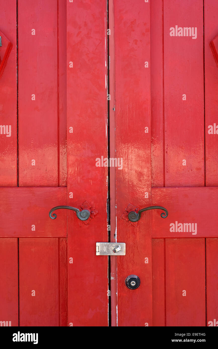 Old strong wooden door hi-res stock photography and images - Alamy