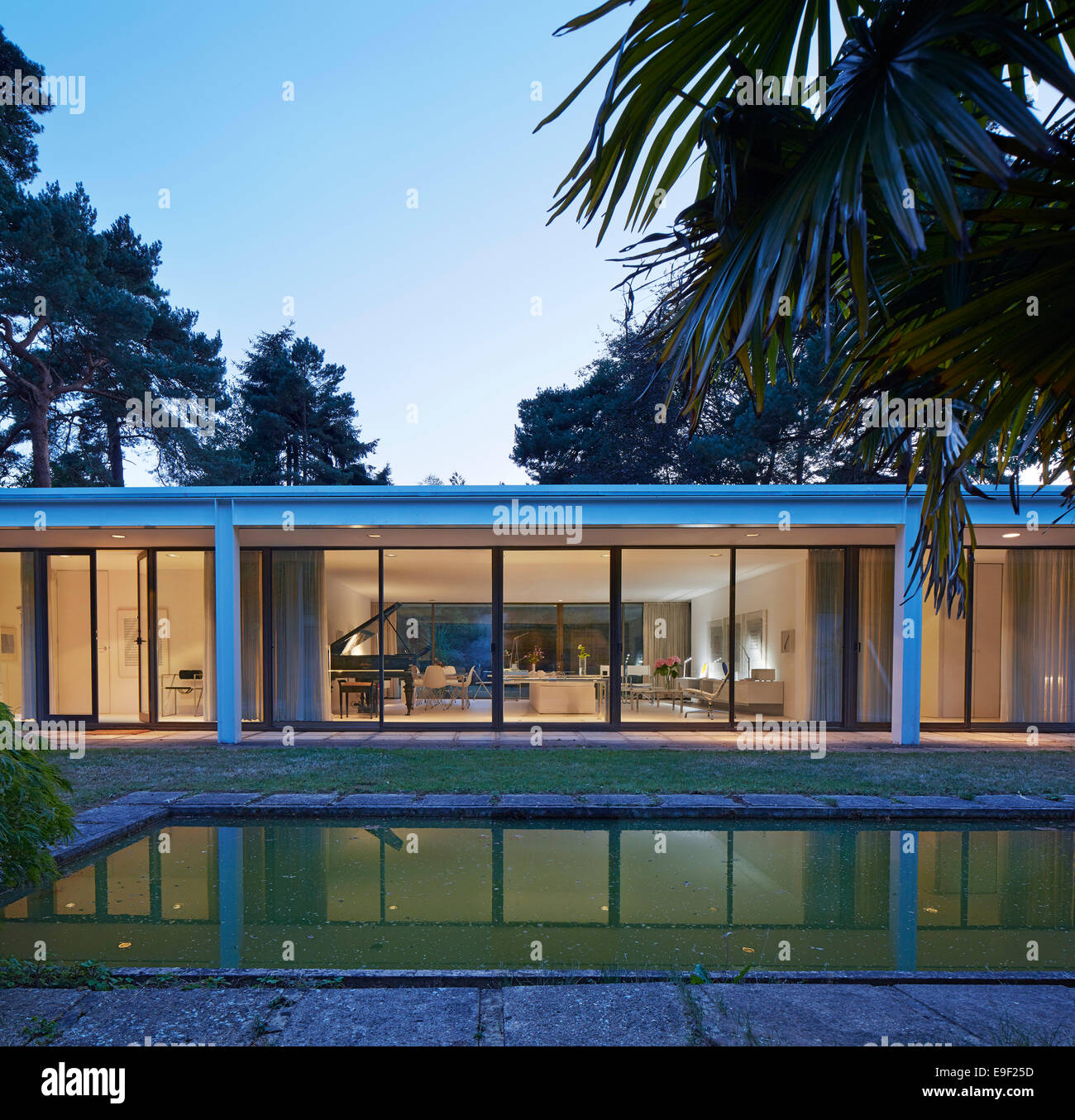 Wildwood House, Poole, United Kingdom. Architect Richard Horden, 1971