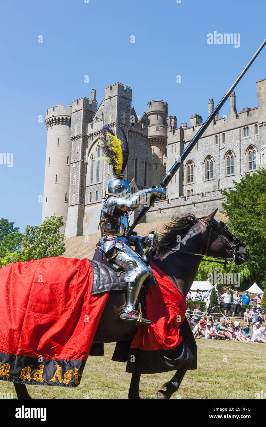 Jousting hi-res stock photography and images - Alamy