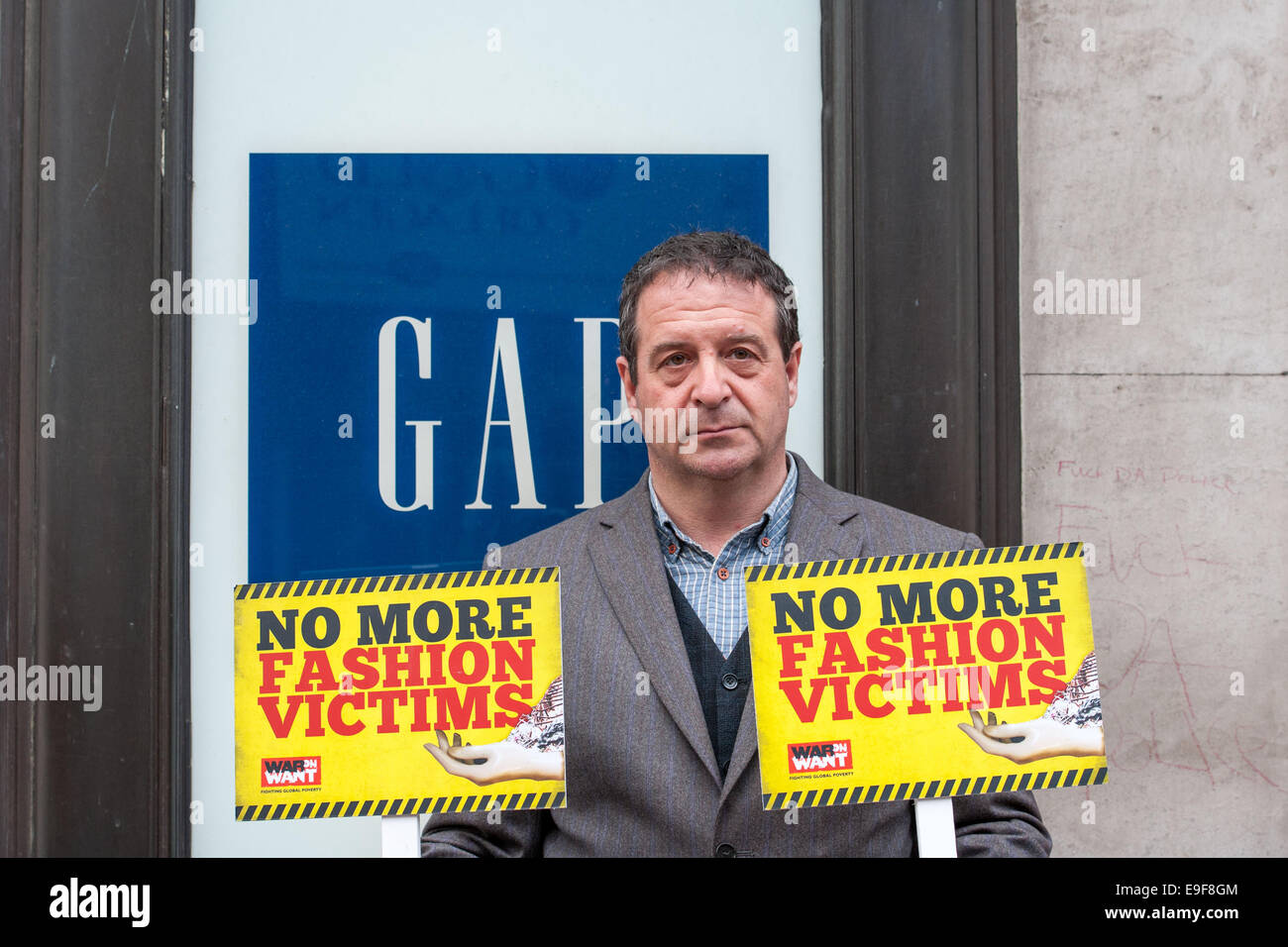 Gap Mark Thomas comedian Duchess of Cambridge Kate Middleton Rana Plaza