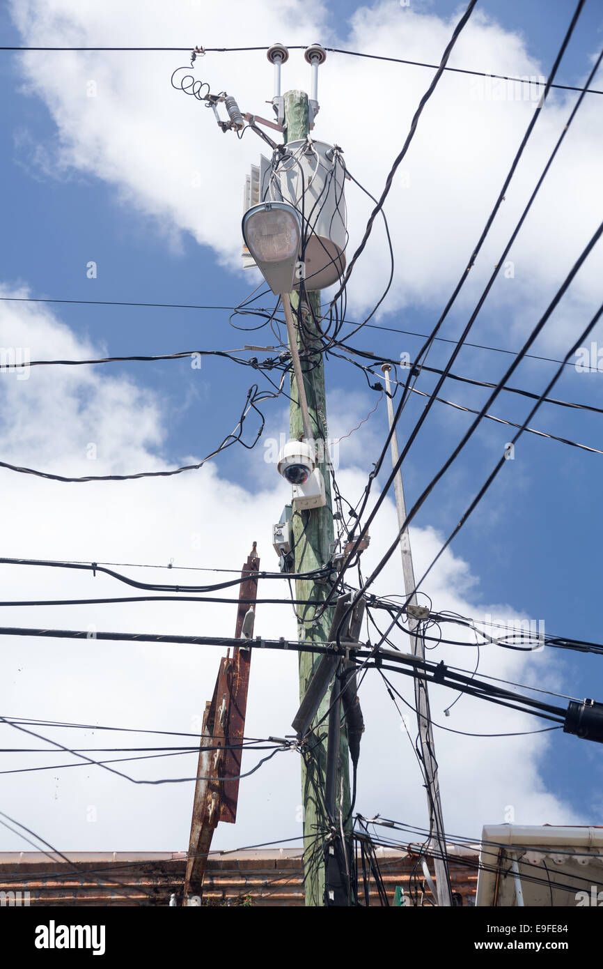 Jumble of wires on power pole Stock Photo Alamy