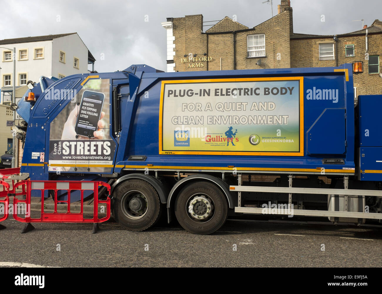 Electric Refuse Vehicle in Deptford Stock Photo