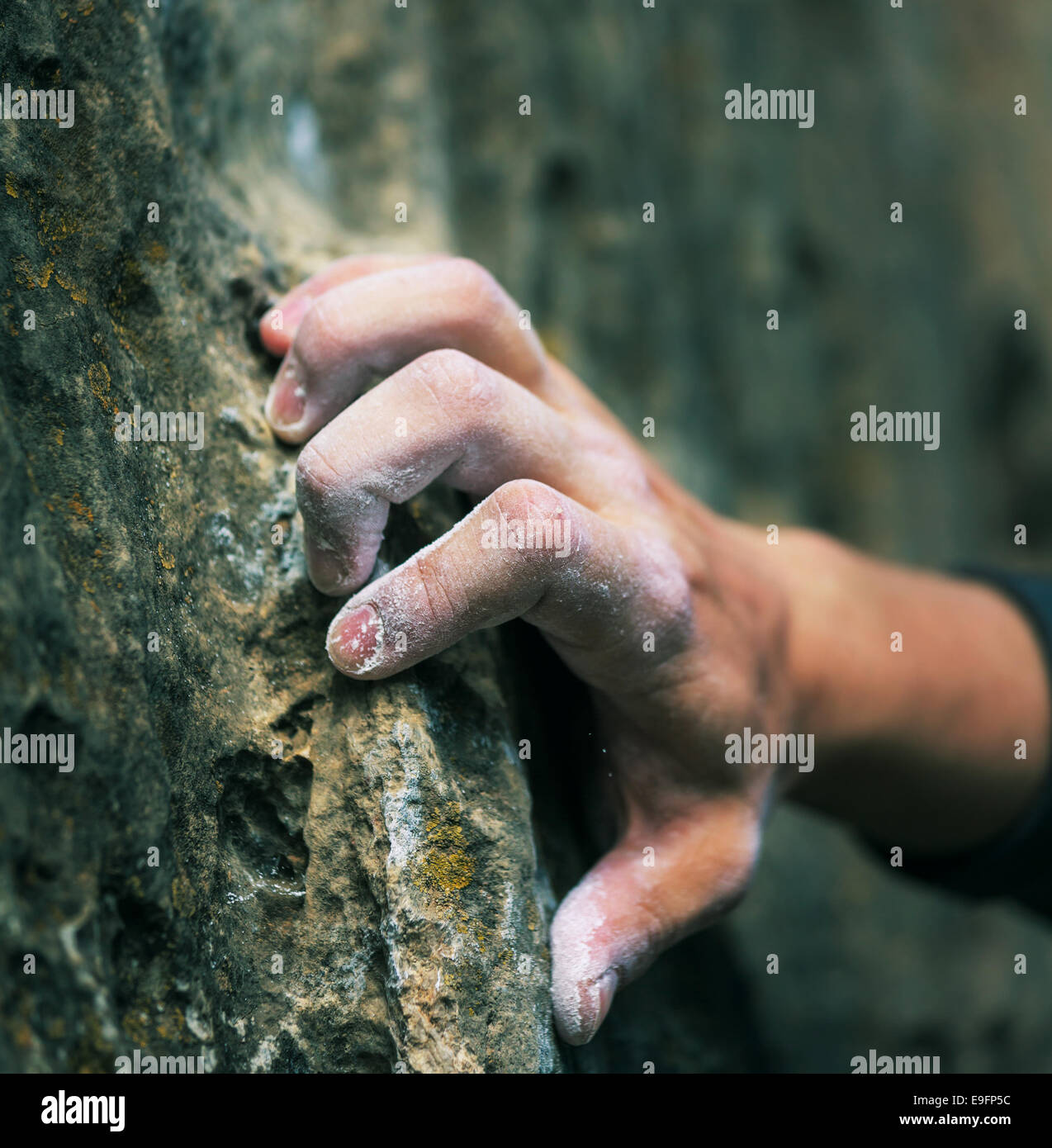 Climber hand chalk bouldering hi-res stock photography and images - Alamy