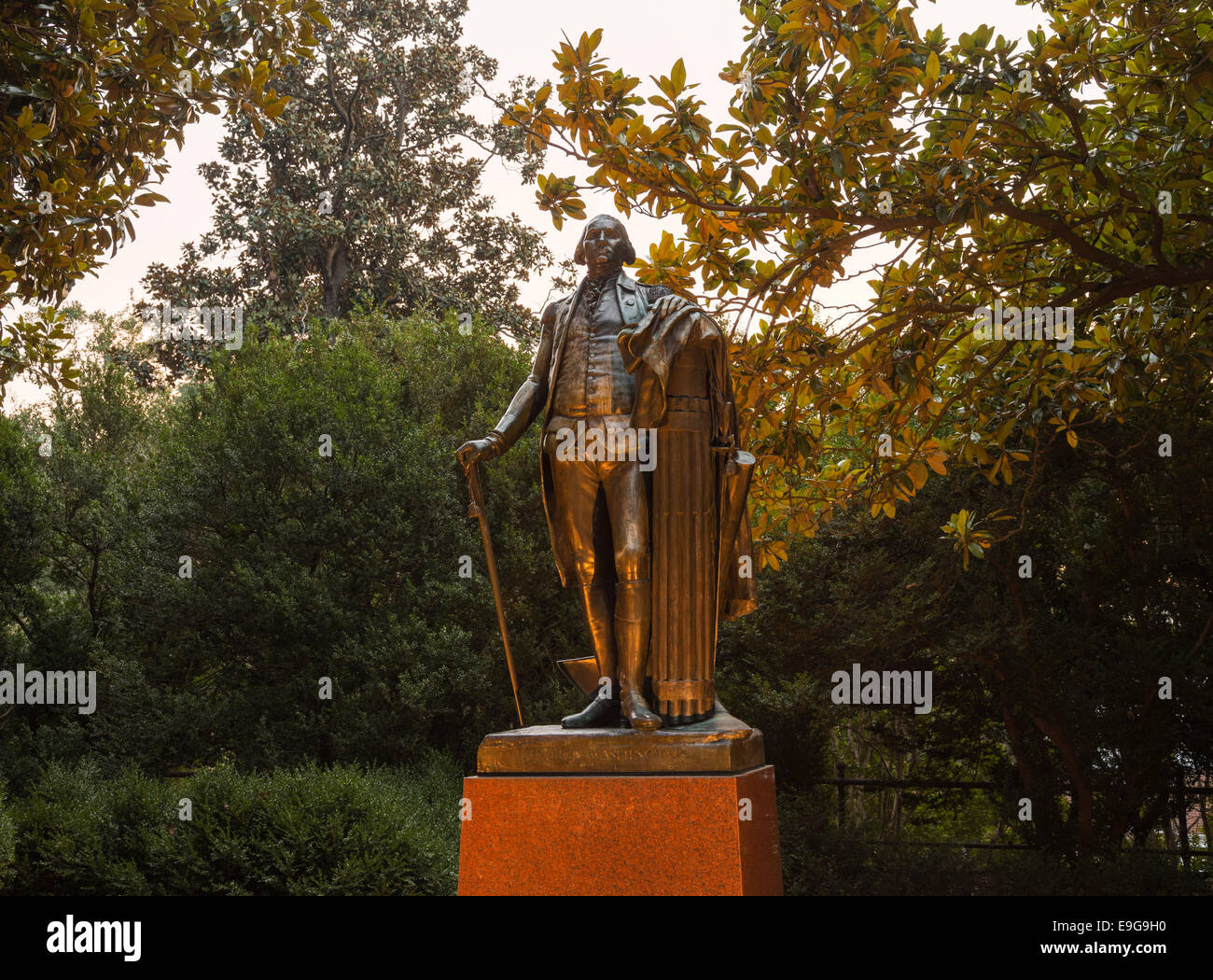 Statue Washington at UVA Stock Photo Alamy