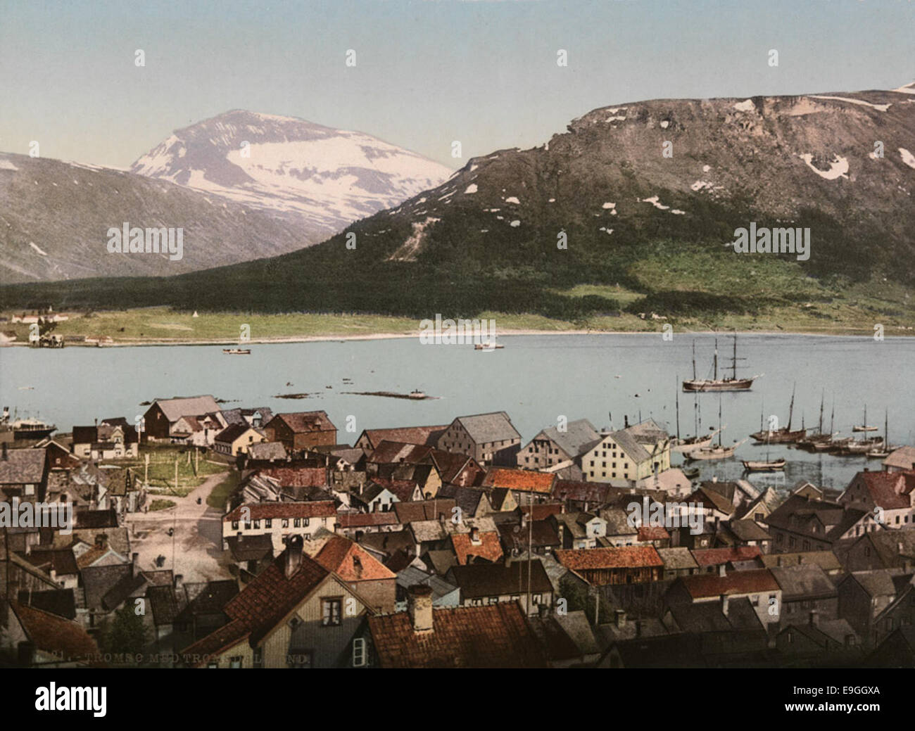 7121. Tromsø med Tromsdalstind Stock Photo