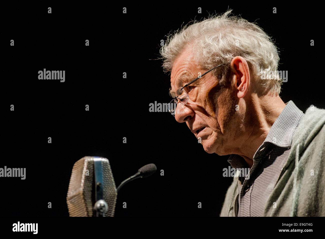 Valery Zolotukhins health: The actor has a brain tumor, he fell into a coma 12.03.2013 Valery Zolotukhins health: The actor has a brain tumor, he fell into a coma 12.03.2013