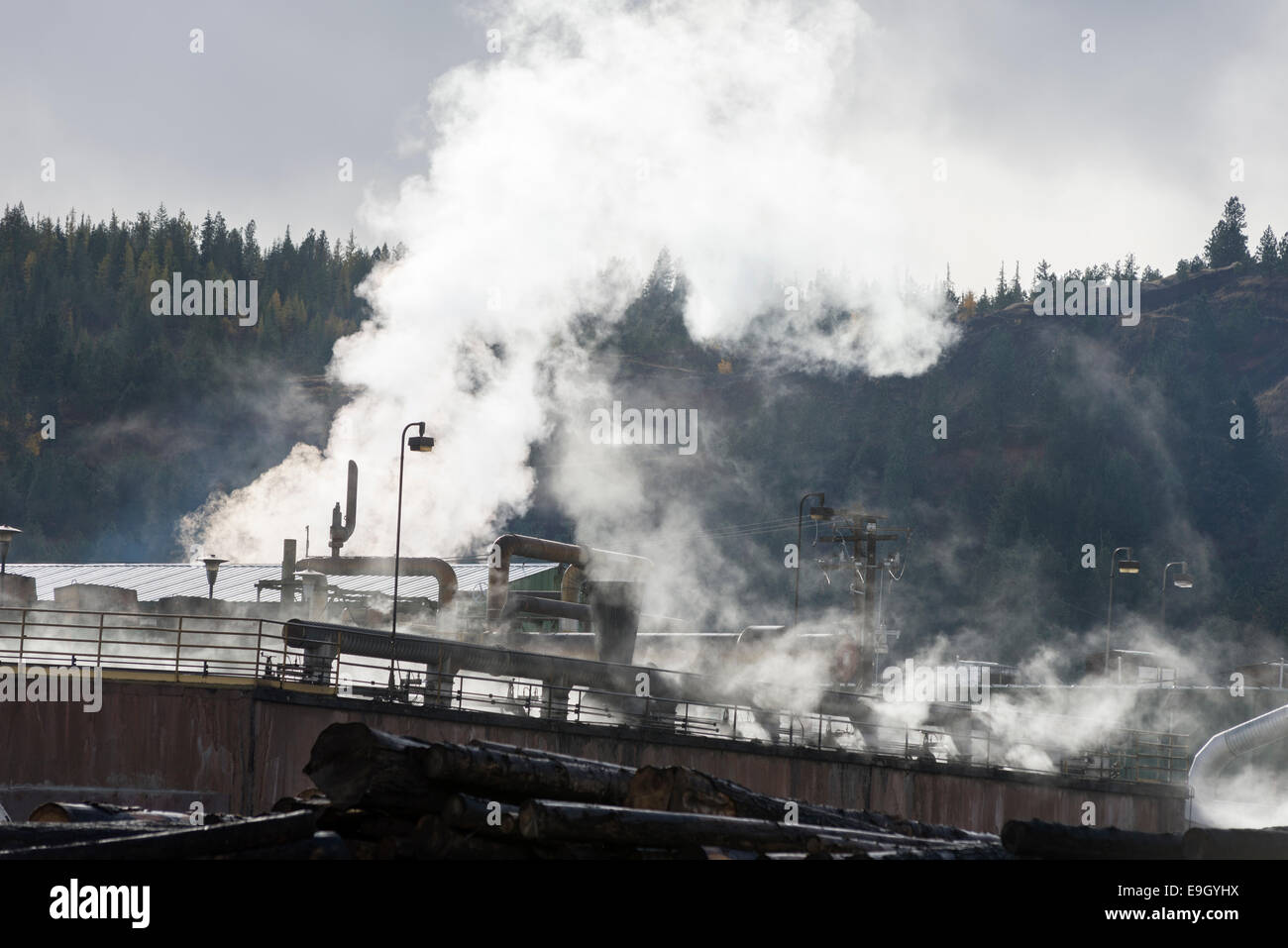 Lumber mill oregon hires stock photography and images Alamy