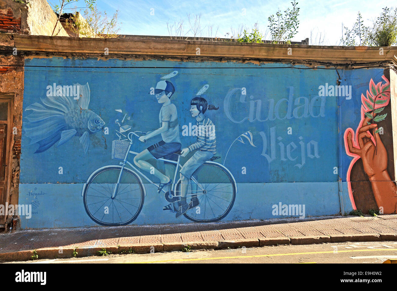 street scene, painted wall,  Ciudad Vieja Montevideo Uruguay Stock Photo