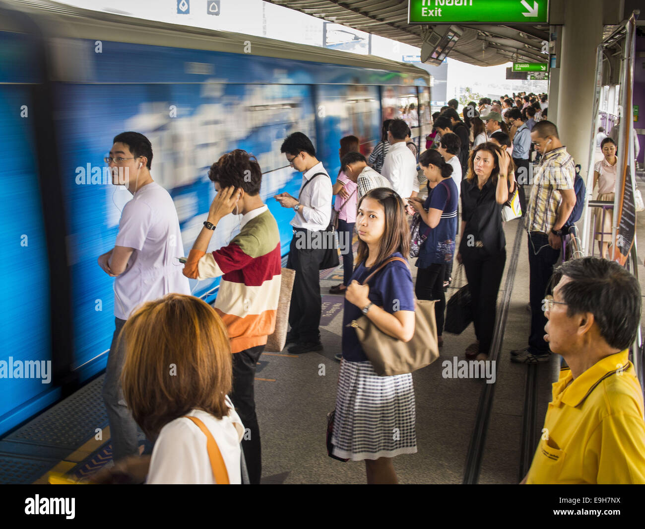 Bangkok Thailand 28th Oct 2014 The Skytrain Called The Bts System Bangkok Thailand 28th Oct 2014 The Skytrain Called The Bts System