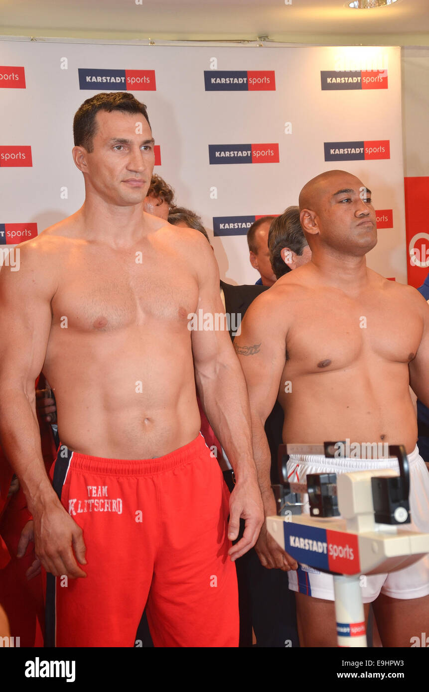 Public weigh in one day before the fight Klitschko vs Leapai Featuring