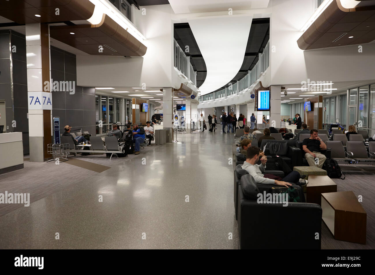 Saskatoon international airport hires stock photography and images Alamy