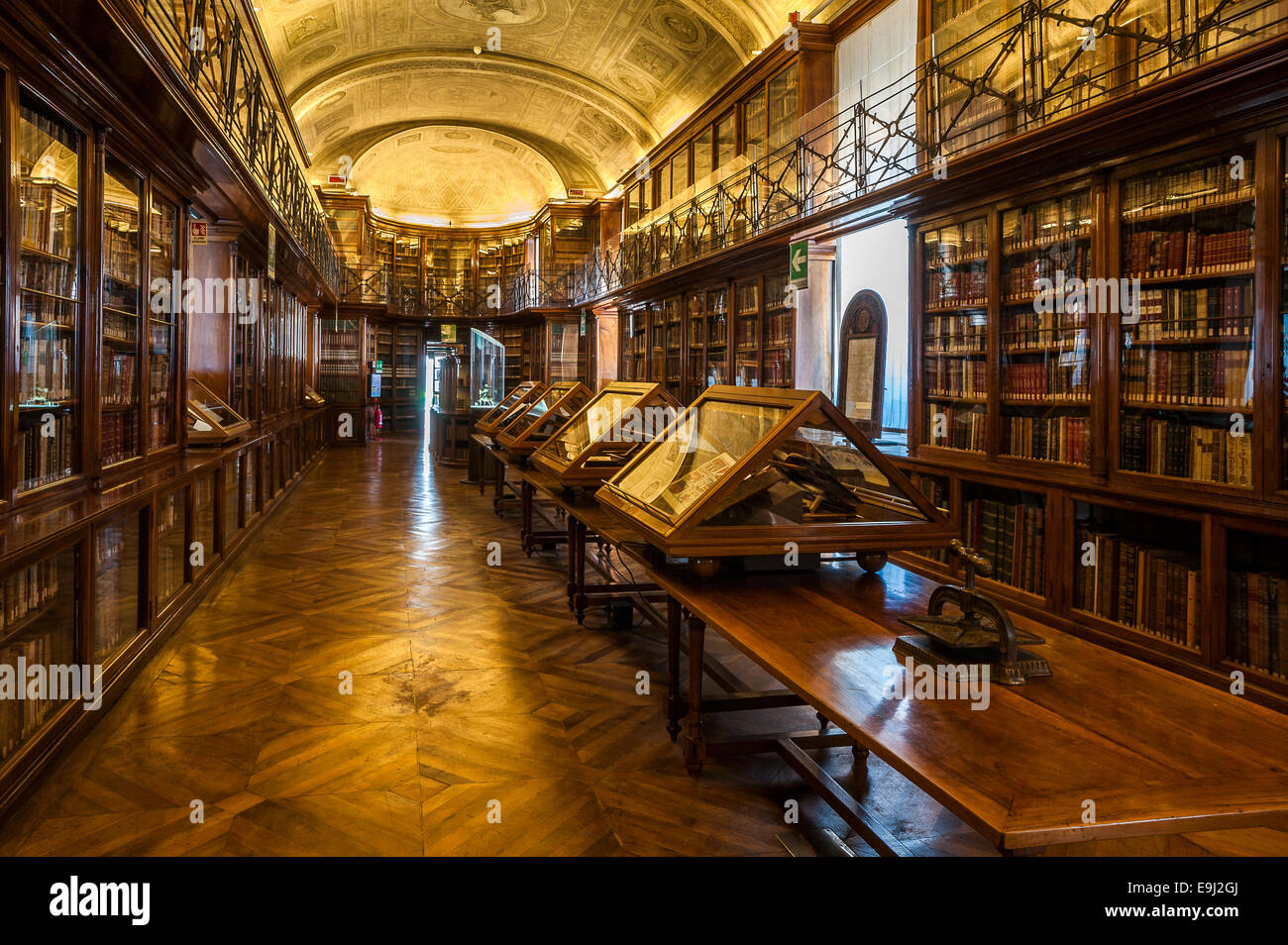Turin Library Turin, Italy. 28th October, 2014. Royal Library of Turin. Presentation ...