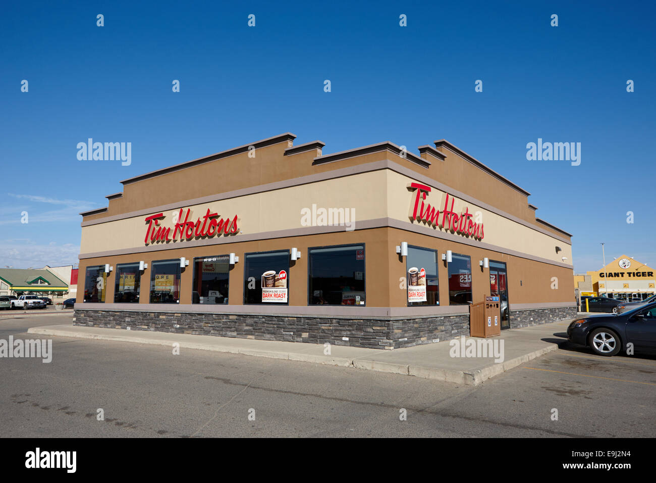 tim hortons coffee shop saskatoon Saskatchewan Canada Stock Photo