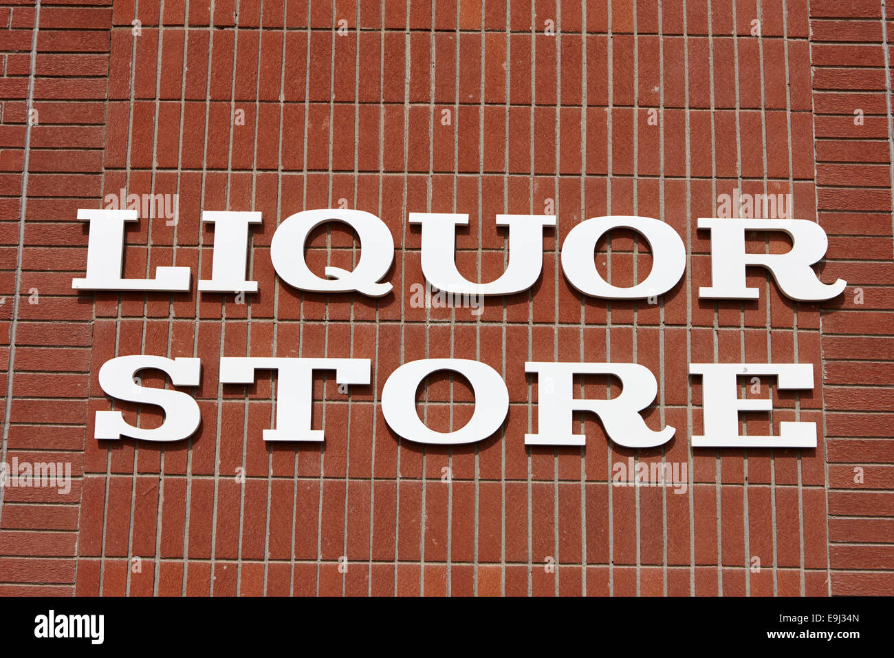 Liquor sign hires stock photography and images Alamy