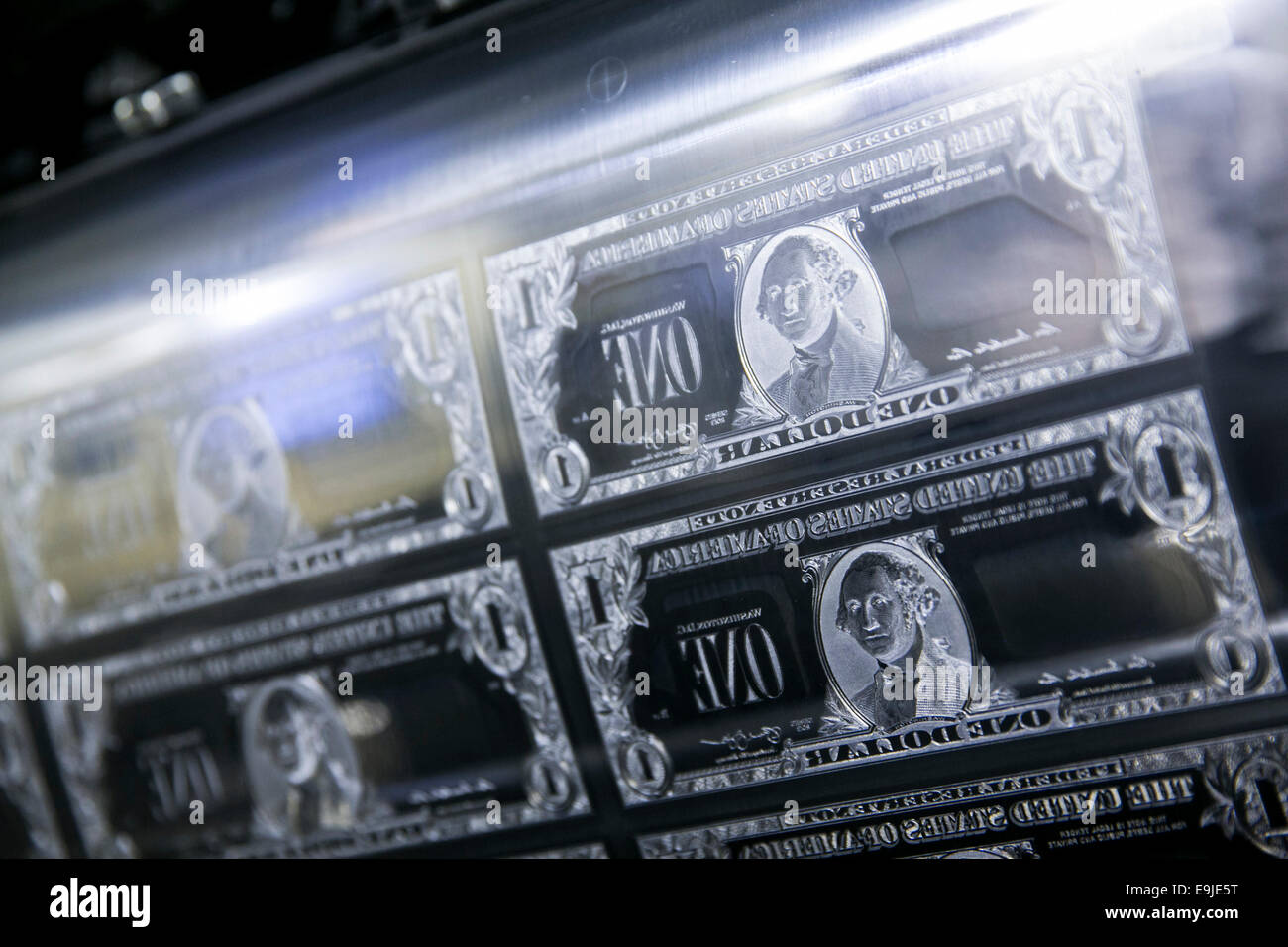 Printing plate currency hi-res stock photography and images - Alamy