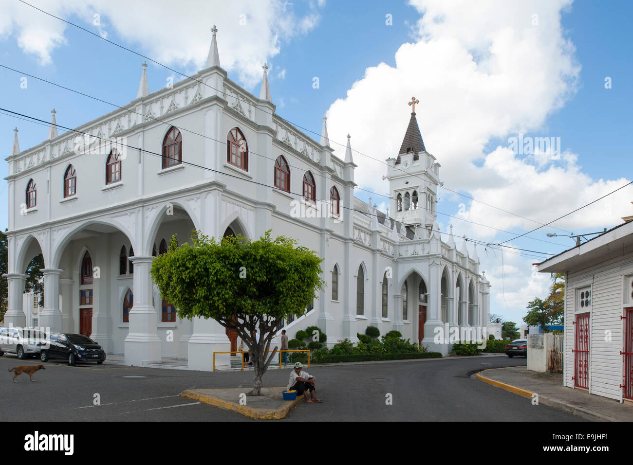 Dominikanische Republik, Osten, San Pedro de Macoris, neogotische Kirche San Pedro Apostol Stock Photo