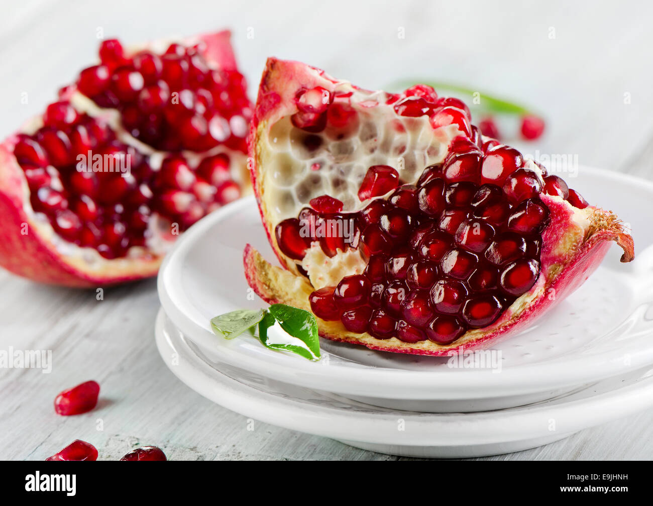 Eat pomegranates hi-res stock photography and images - Alamy