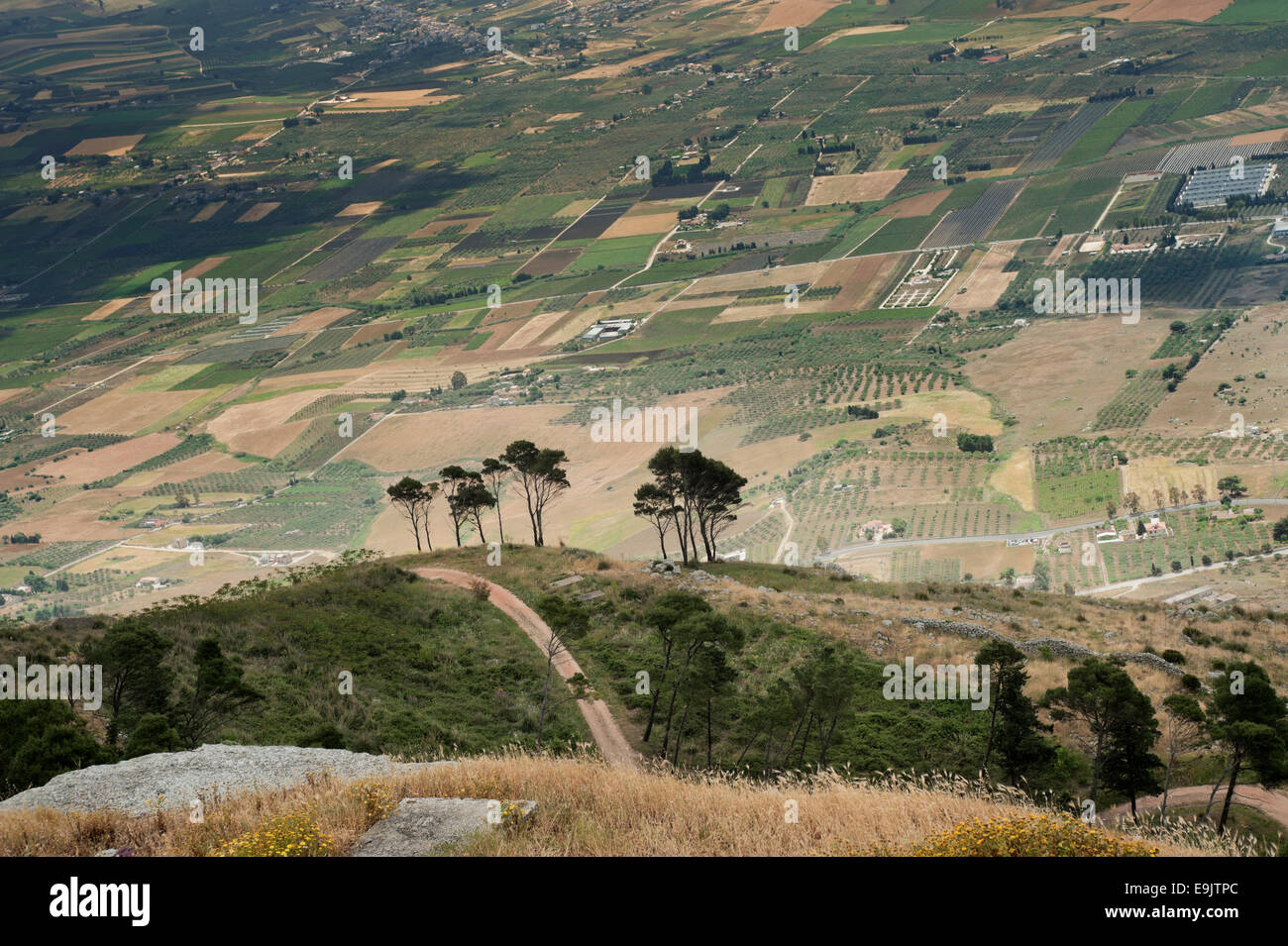 Sicily Hilly Landscape Stock Photo Alamy sicily-hilly-landscape-stock-photo-alamy
