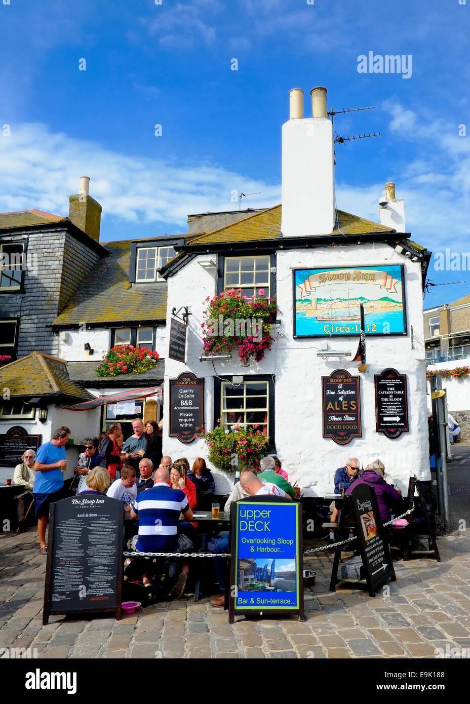 St ives cornwall pub hires stock photography and images Alamy