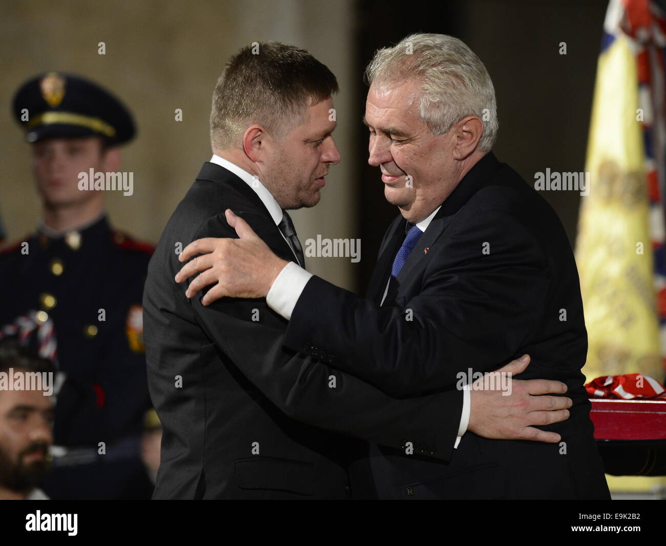 Prague, Czech Republic. 28th Oct, 2014. Czech President Milos Zeman (right) bestowed the Order of the White Lion, the highest Czech state award, on Slovak Prime Minister Robert Fico at a ceremony at Prague Castle today, on Tuesday, October 28, 2014. Fico have been decorated for their outstanding contribution for the benefit of the Czech Republic. Credit:  CTK/Alamy Live News Stock Photo