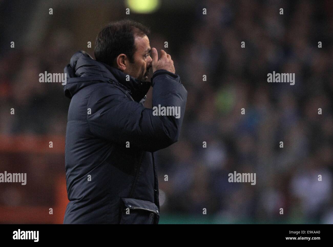 Bielefeld, Germany. 28th Oct, 2014. Hertha's trainer Jos Luhukay during the German DFB-Cup match between Arminia Bielefeld and Hertha BSC at the Schueco Arena in Bielefeld, Germany, 28 October 2014. Credit:  dpa picture alliance/Alamy Live News Stock Photo