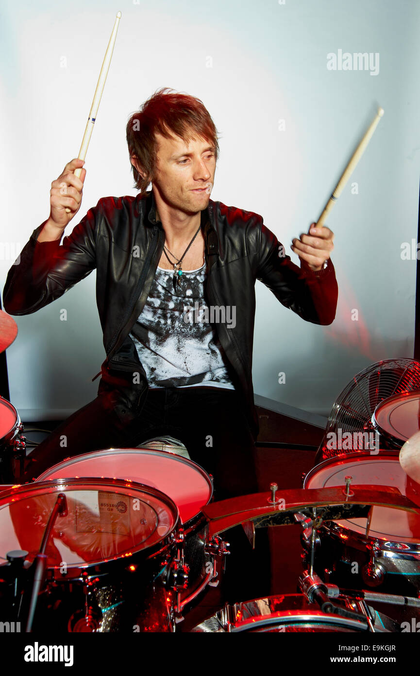 Rock drummer hi-res stock photography and images - Page 2 - Alamy