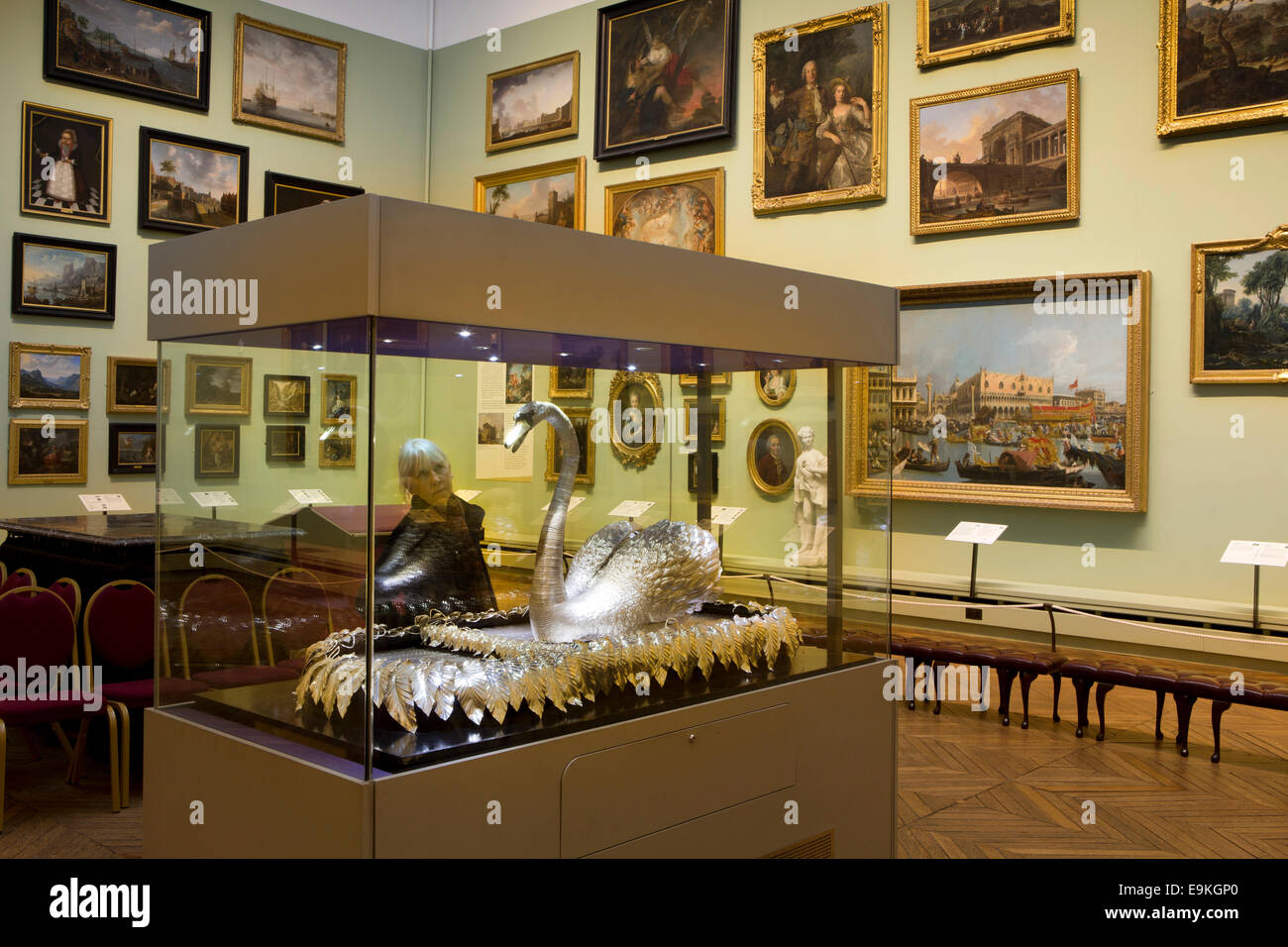 UK, Country Durham, Barnard Castle, the Bowes Museum, silver swan automaton Stock Photo