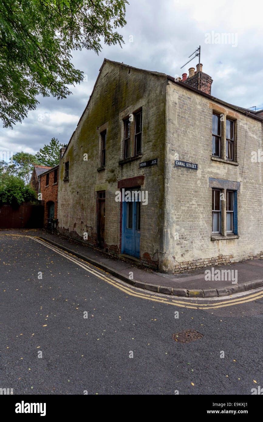 Old house in need of some TLC and refurbishment Stock Photo Alamy