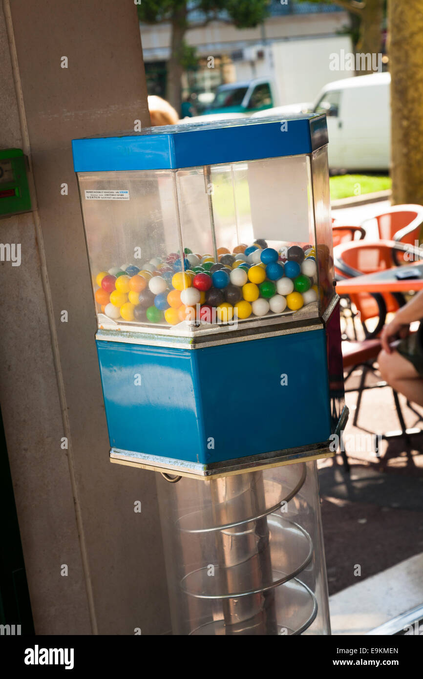outside bubble machine